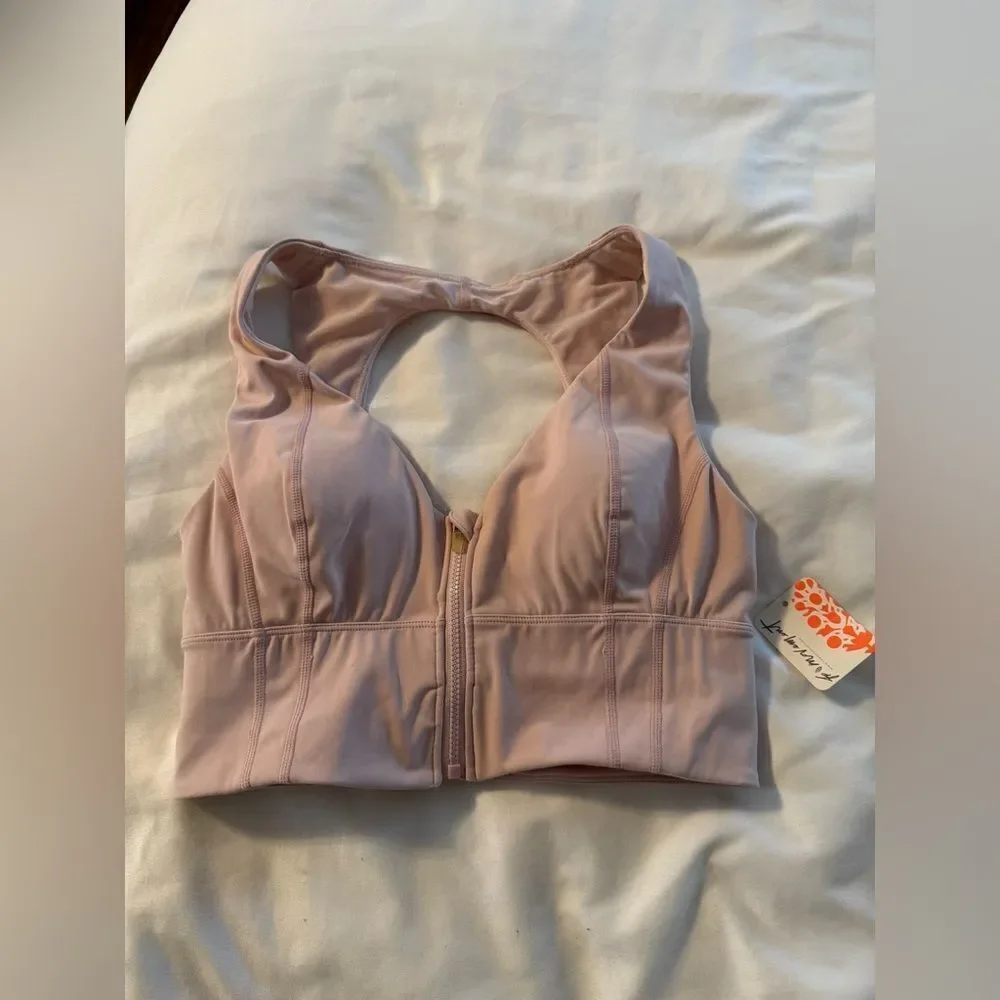 NWT FREE PEOPLE MOVEMENT SPORTS BRA IT’S AN ILLUSION CROP